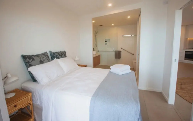 Experience Coastal Bliss at Baywatch - Short or Longer Terms Available!