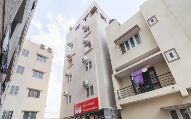 Ashrey Comforts By OYO Rooms
