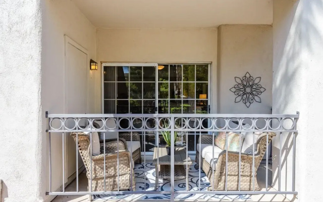 Villa Allison 2 Bedroom Condo by RedAwning