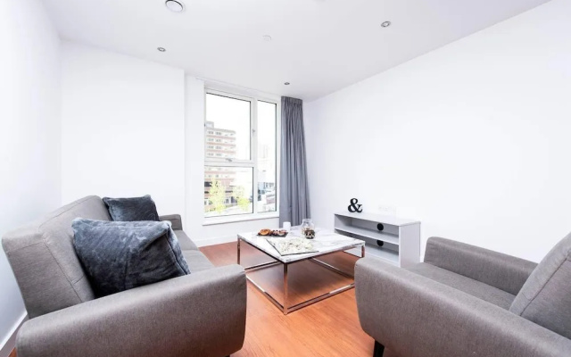 Incredibly Central 2BR Apartment