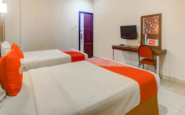 Super OYO 3936 Hotel Trisula Makassar