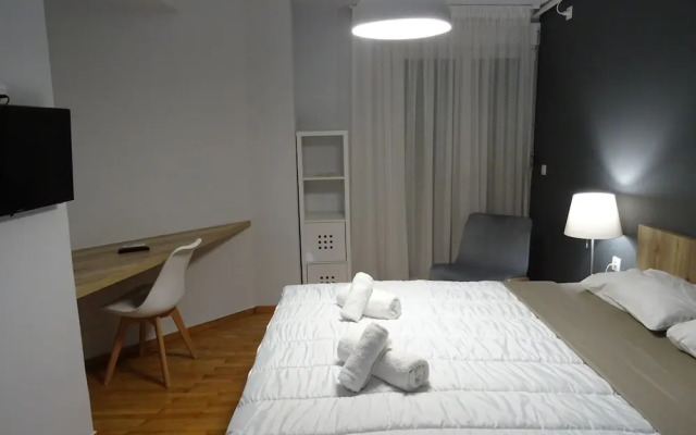 Minimal Luxury near Acropolis