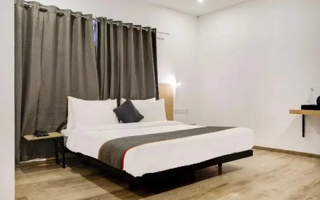 Oyo 385 Townhouse Navya International Ramamurthy N