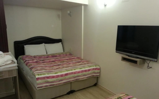 Yener Hotel