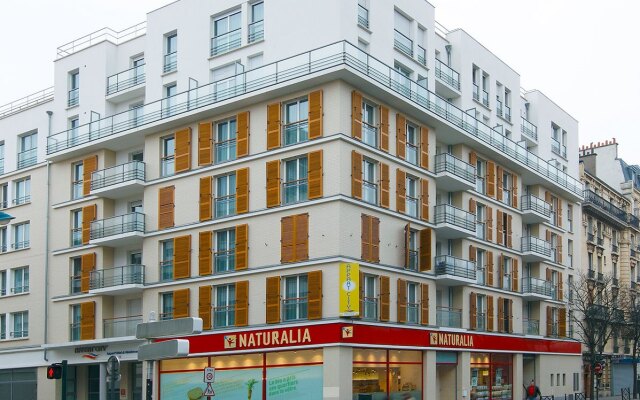 Отель Appart'City Paris Clichy Mairie вид на фасад