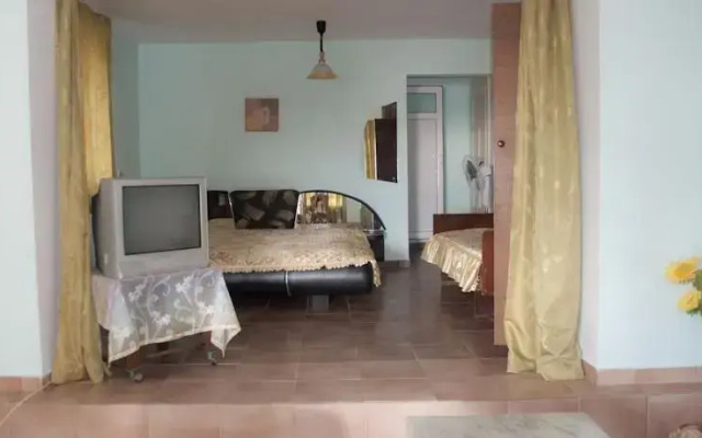 Ivanka Guest House