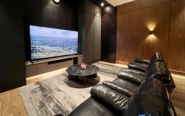 Newly Studio Apt w/ Pool, Gym Netflix