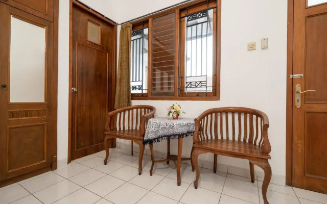 Hotel O Omah Duwet