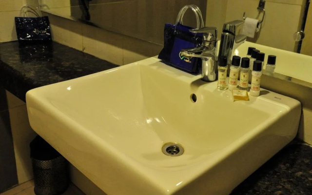 OYO 1382 Mohan Hotel