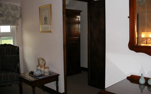 The Whitminster Inn