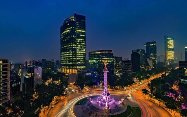 Sheraton Mexico City Maria Isabel Hotel вид на фасад