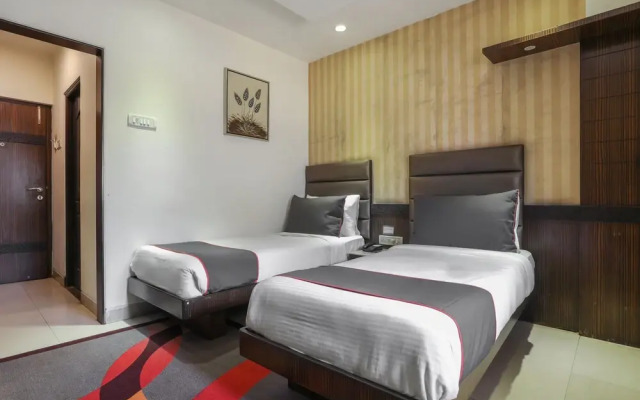 Collection O 49753 Hotel Supreme