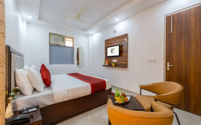 Hotel park Tree I Sec-63a I Noida