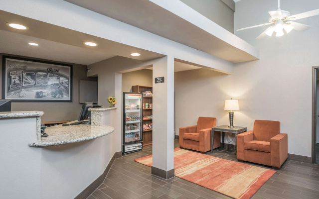Super 8 by Wyndham Boise