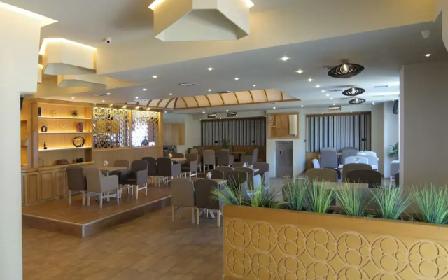 Envy SeaSide Suites