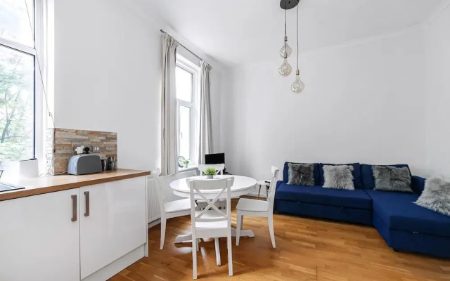 Period Flat in Islington With Modern Charm