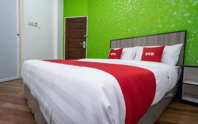 69 Room 4 Stay by OYO Rooms