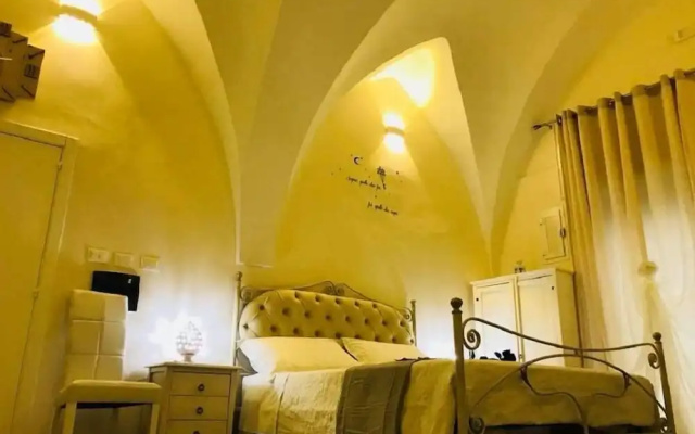 26 Suite Home