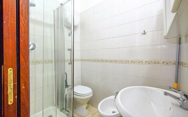 Stunning Apartment in Napoli With Wifi and 2 Bedrooms