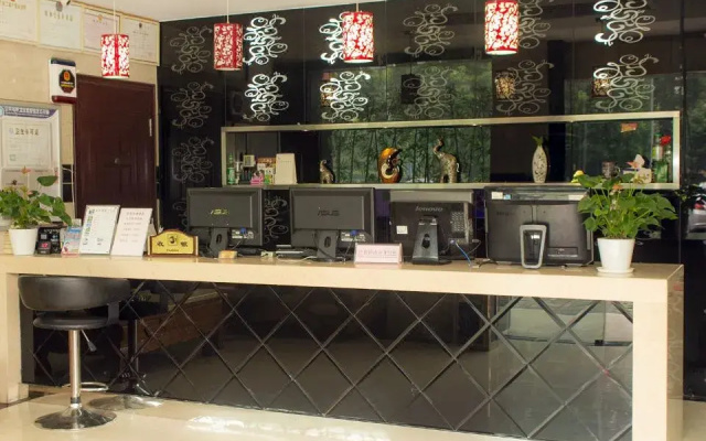 Hengyue Express Hotel (Run Run Shaw Hospital Xiasha District)
