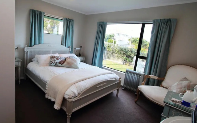 Pacific View Bed and Breakfast