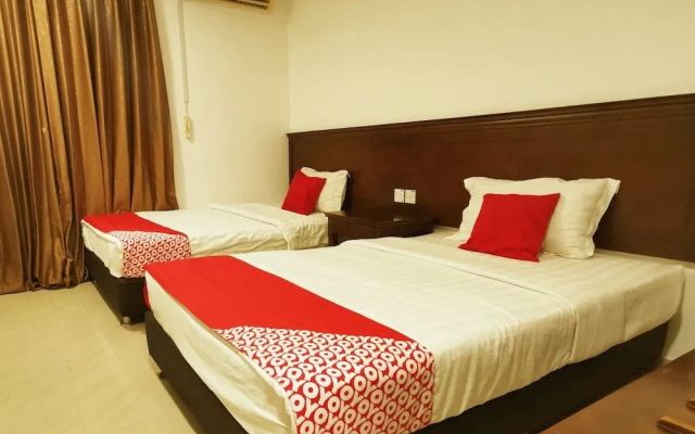 OYO 1227 Aa Inn