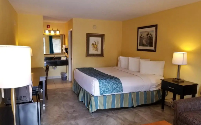 Shining Light Inn & Suites