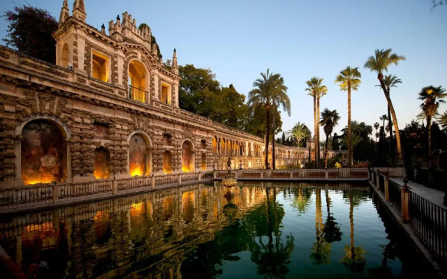 Preciosa casa grande con patio en Sevilla 8PAX