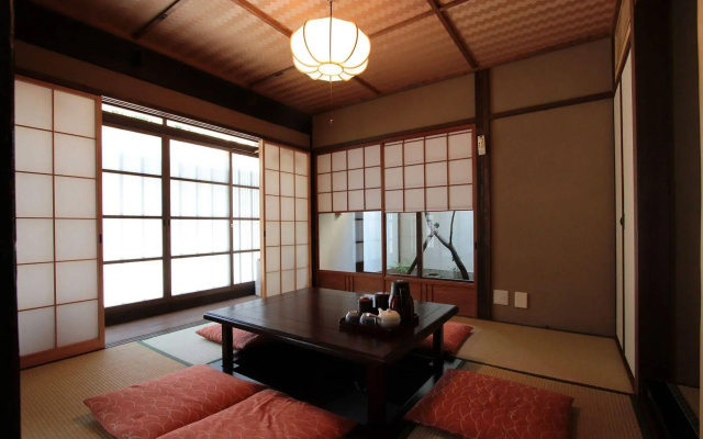 Gion Koyuan