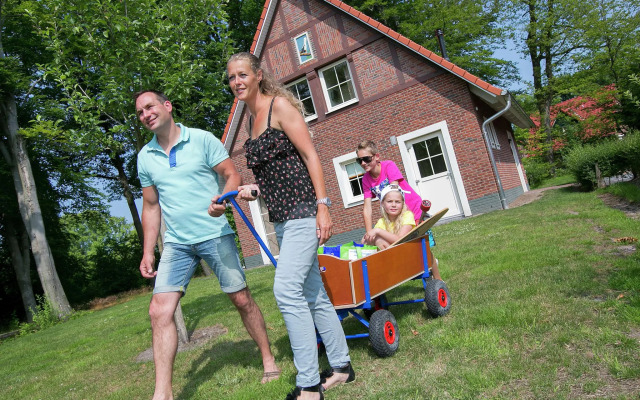 Traditional style villa with washing machine at Bad Bentheim