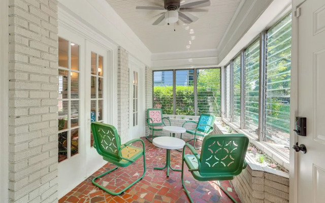 Walkable 1920s Charmer Near Downtown Birmingham!
