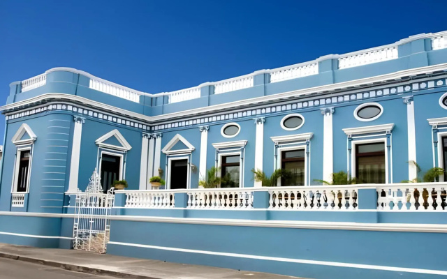 hotelImage