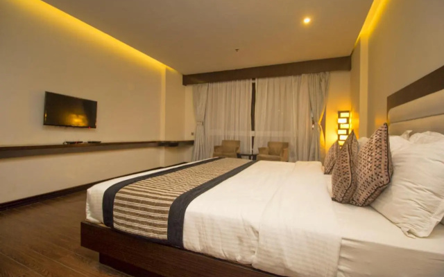 Summit Montana Suites & Spa
