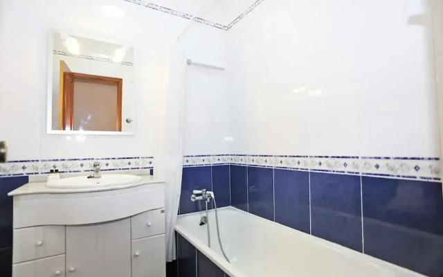 EE 01 - Bedroom 1 in Rossio Entrance Guesthouse
