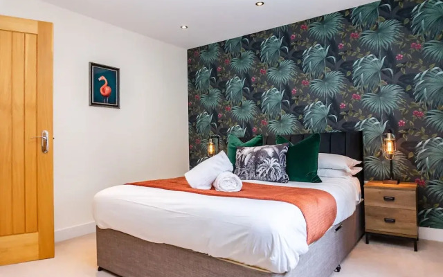 Suite on the High Street