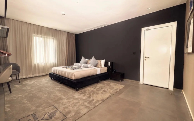 Louis Louvre Hotel