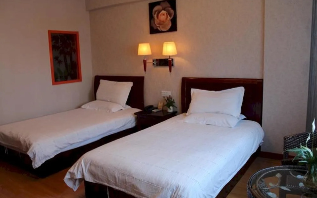 Shanghai Yiting 6+e Hotel (Dongfang Road Branch)