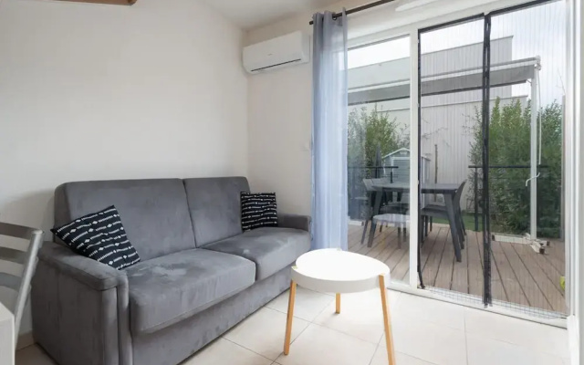 Cozy Retreat Near Serignan