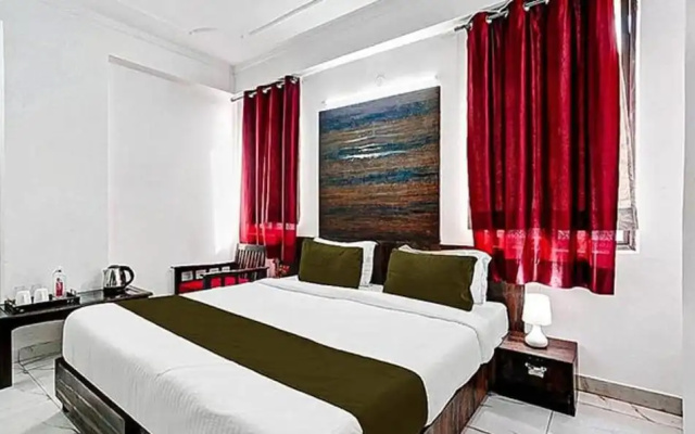 Fabhotel Sky Heights