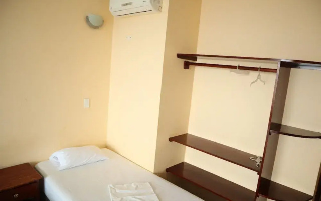 Hotel Atacames Inn