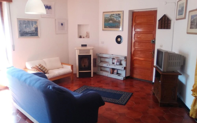 Casa due piani giardino Casanova