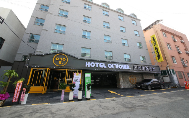 hotelImage