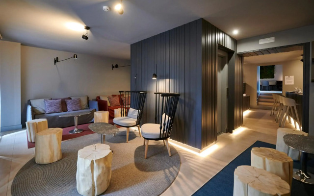 Hostal Lola