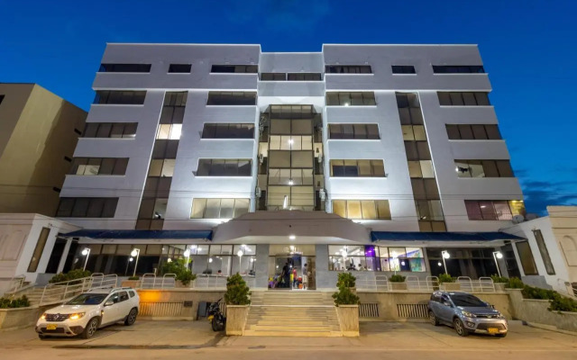 Hotel Axis Inn by Geh Suites