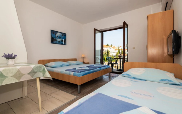 Apartments Villa Kresic