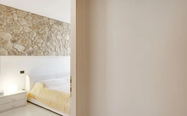 Sarzana White Apartment nel Centro Storico