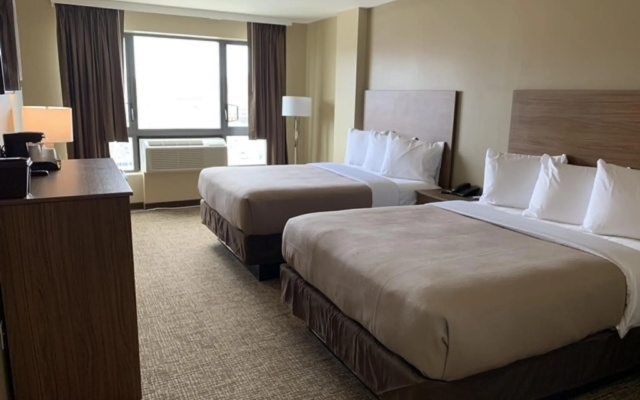 Astoria Delancy Inn and Suites