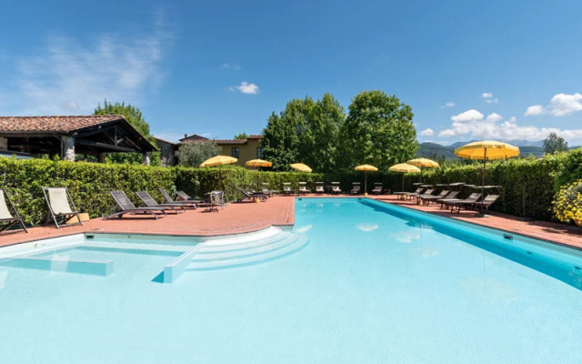 Residence Antico Casale Sarzana