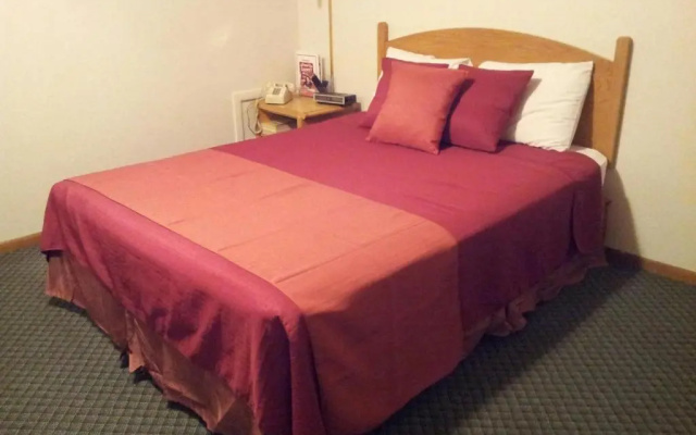 Red Carpet Motel