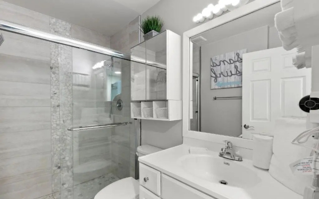 Bare Foot A212 by Distinctive Beach Rentals